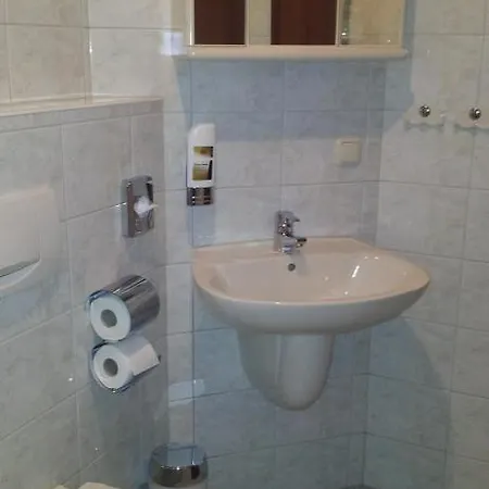 Vendégház Und Berggasthaus Kapellenstein Geyer